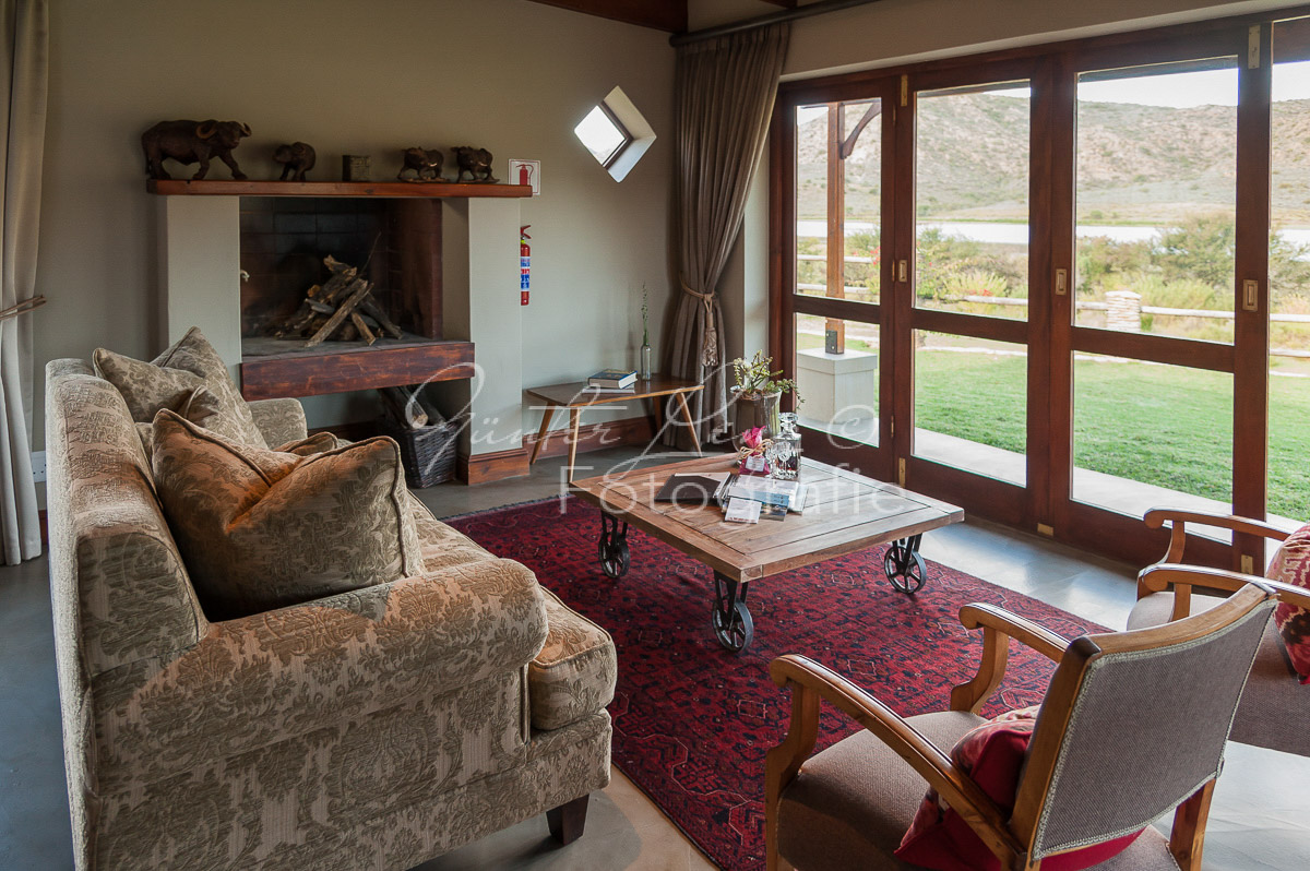 Madi Madi Wildlife Lodge, Experior